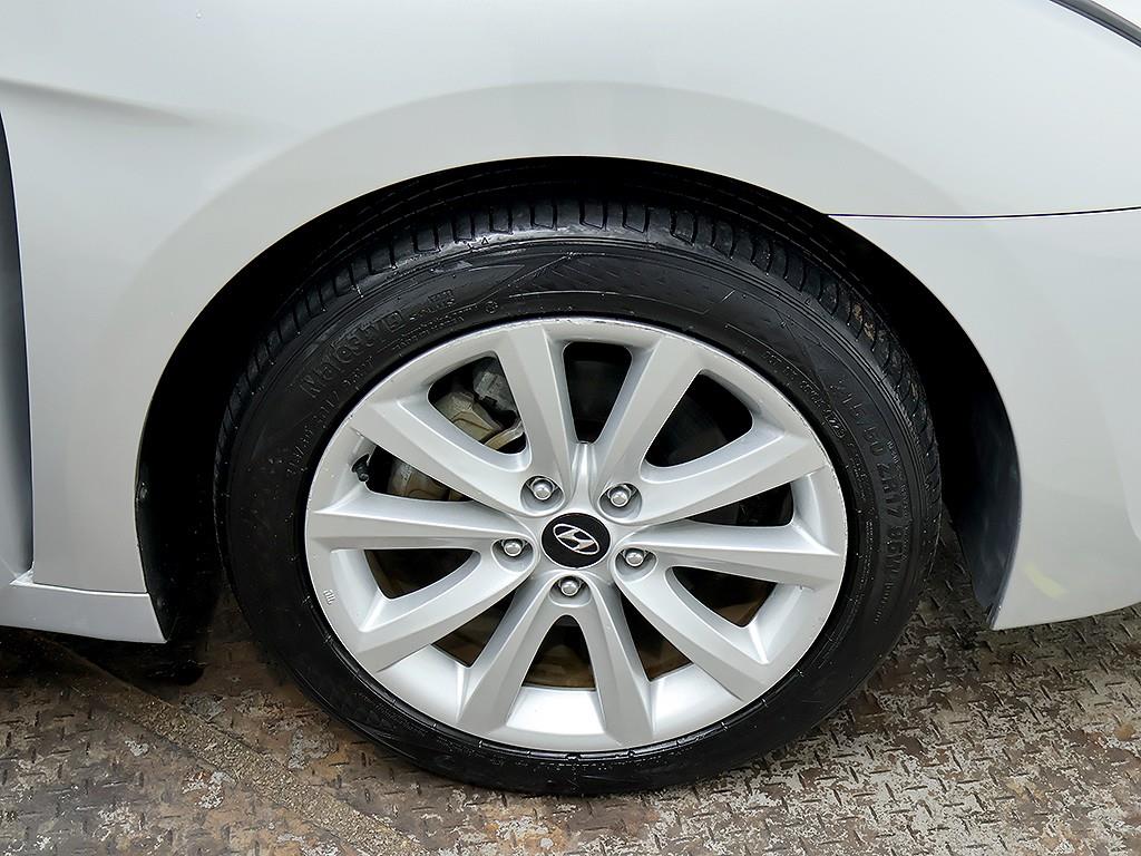 HYUNDAI i40 2013 Gris - Importación desde Corea - HF Imports Iquique - Foto 8