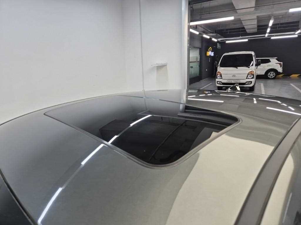 HYUNDAI Avante 2025 Gris - Importación desde Corea - HF Imports Iquique - Foto 13