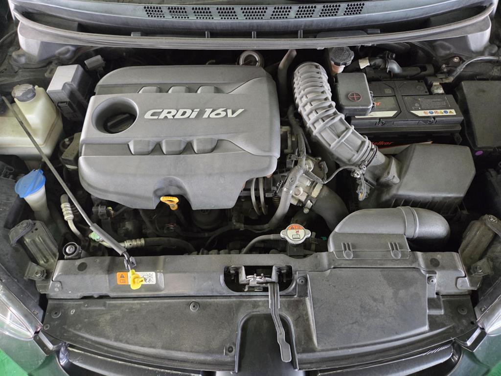 HYUNDAI Avante 2015 Negro - Importación desde Corea - HF Imports Iquique - Foto 18