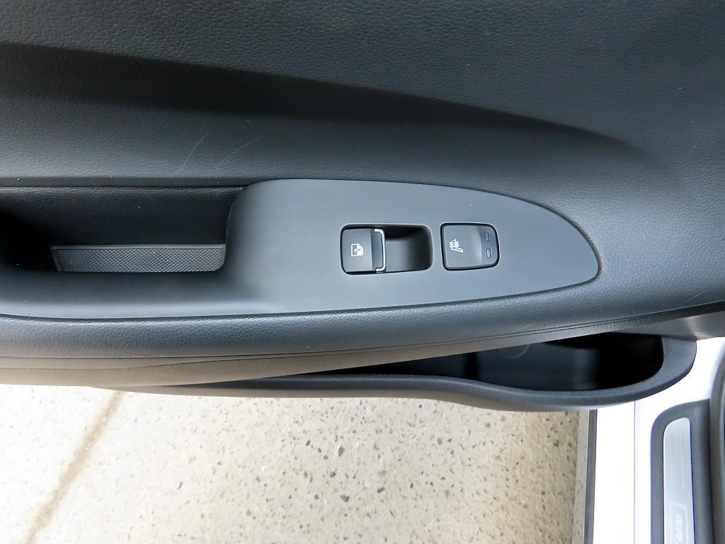 HYUNDAI Grandeur 2023 Blanco - Importación desde Corea - HF Imports Iquique - Foto 15