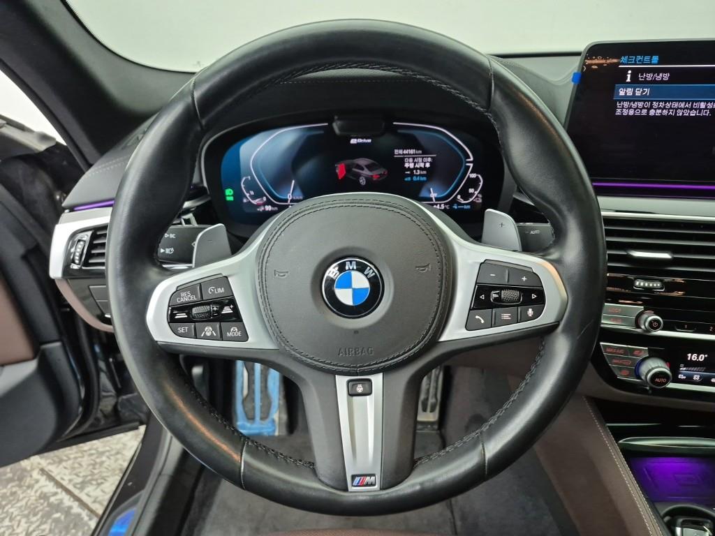 BMW 5 Series - Vista 9