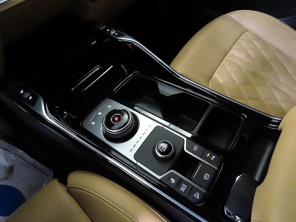 KIA Sorento - Vista 12