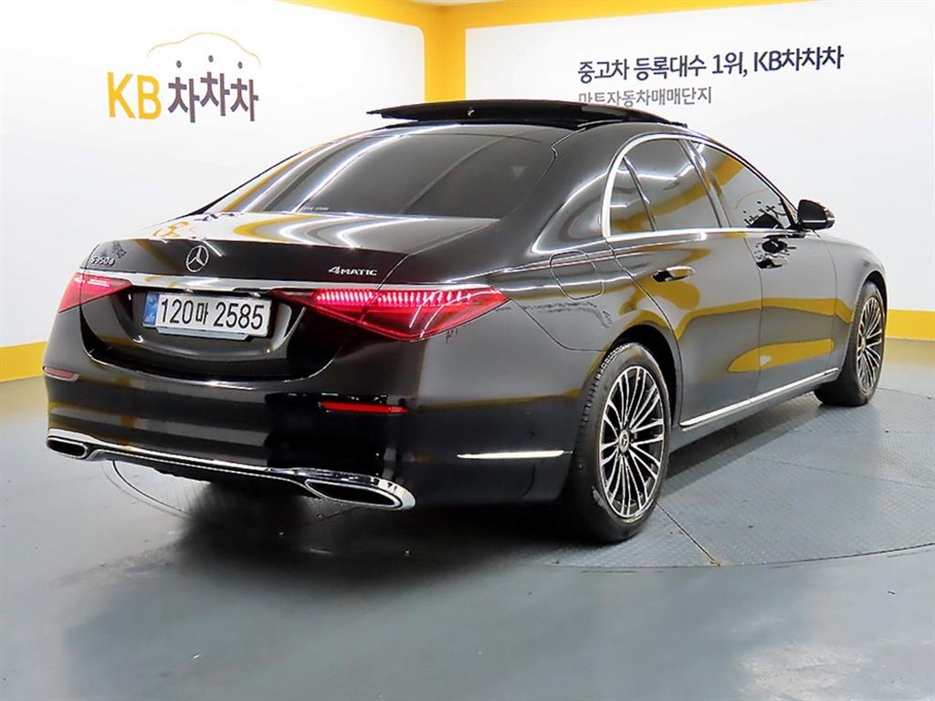 Mercedes Benz S Class - Vista 4