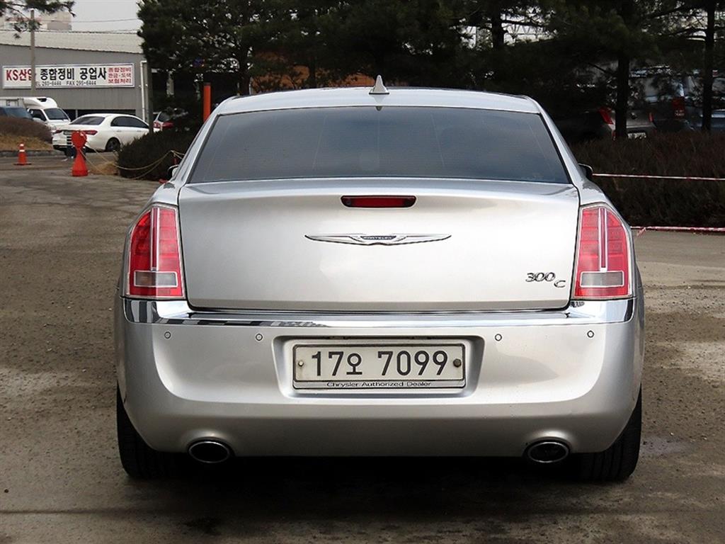 Chrysler 300C - Vista 4