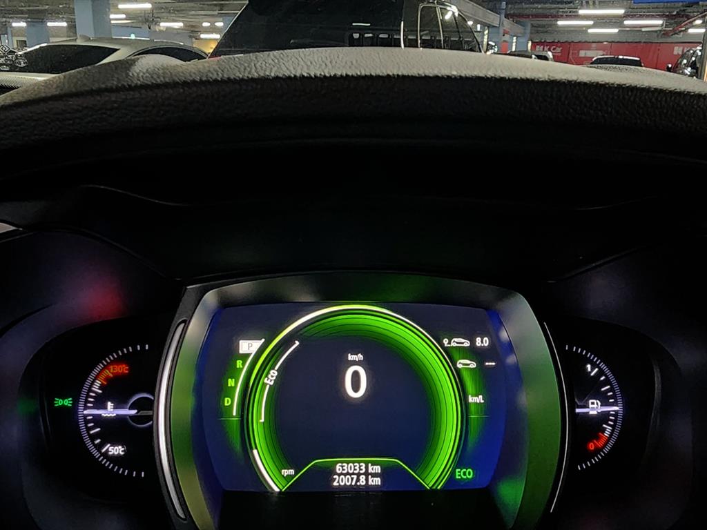 SAMSUNG QM6 - Vista 11