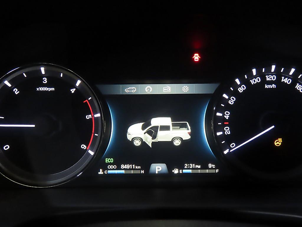 Ssangyong Rexton - Vista 9