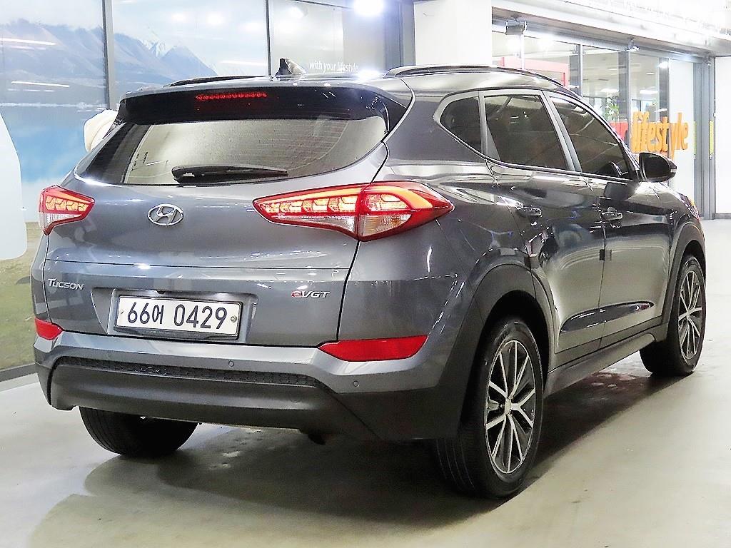 HYUNDAI Tucson - Vista 4