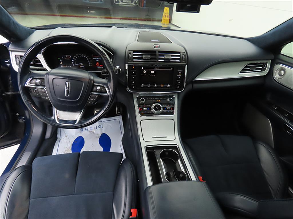 Lincoln Continental - Vista 7