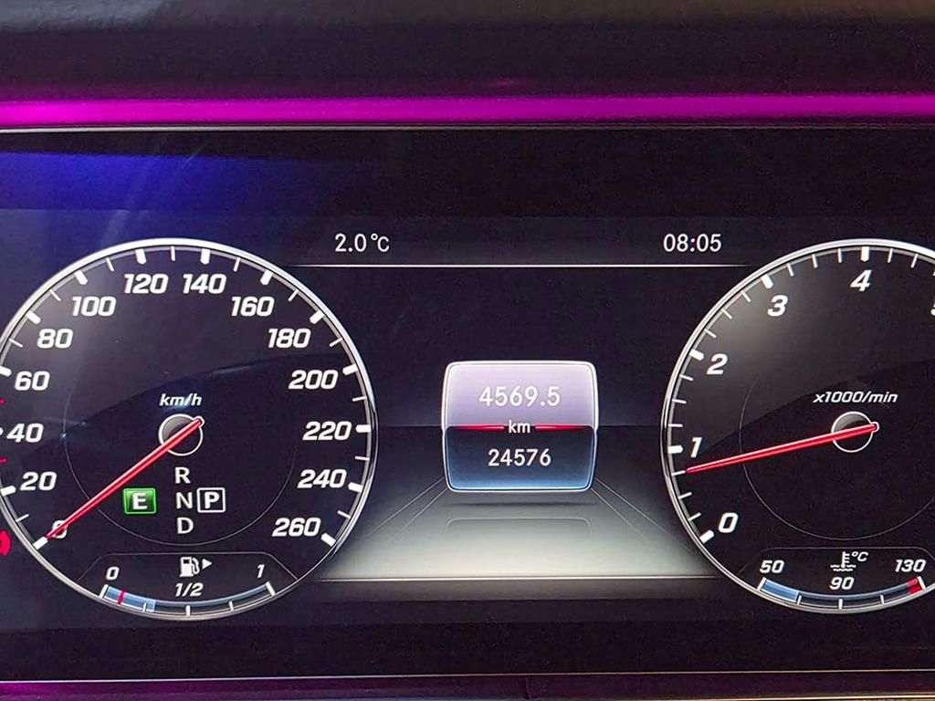 Mercedes Benz E class - Vista 9