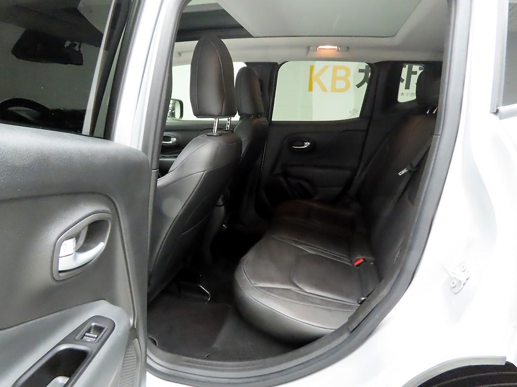 Jeep Renegade 2021 Plateado - Importación desde Corea - HF Imports Iquique - Foto 13