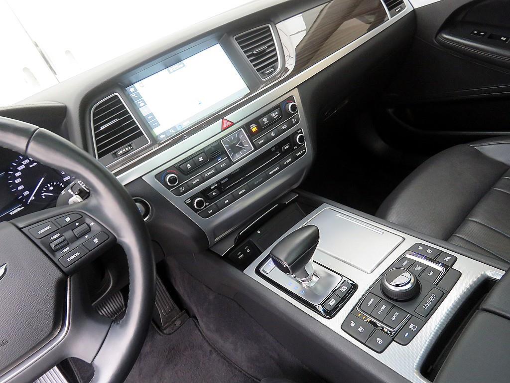 Genesis G80 - Vista 11