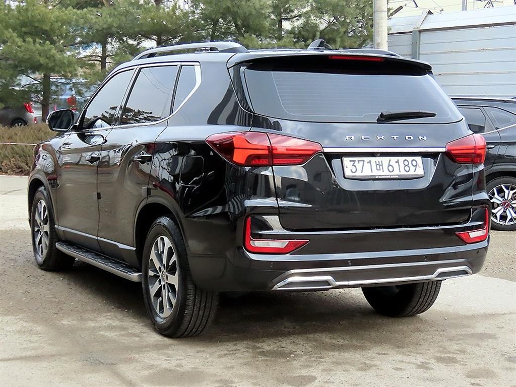 Ssangyong Rexton - Vista 3