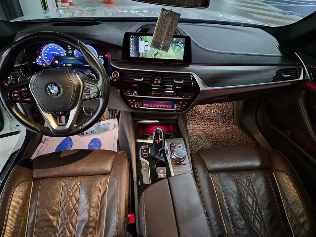 BMW 5 Series - Vista 10