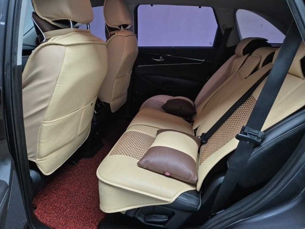 KIA Sorento - Vista 12