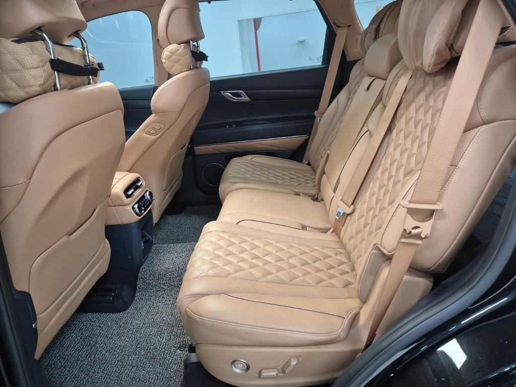 Genesis GV80 - Vista 12