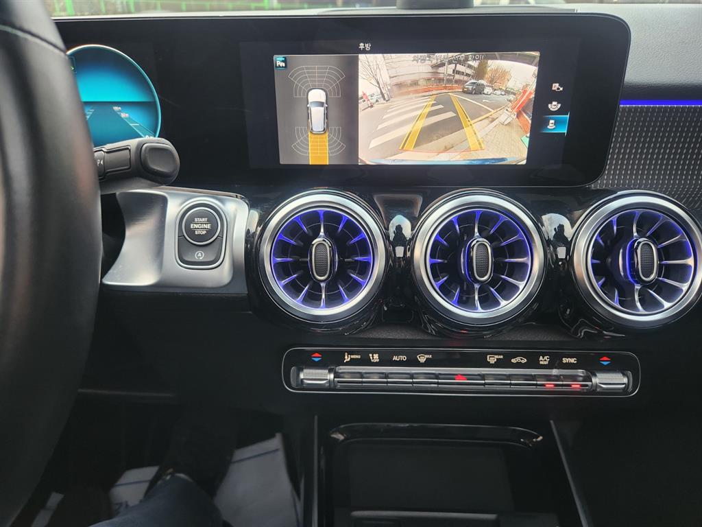 Mercedes Benz GLB Class 2023 Azul - Importación desde Corea - HF Imports Iquique - Foto 16