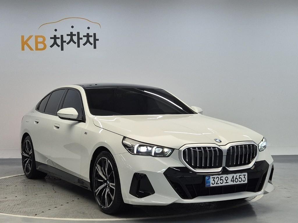 BMW 5 Series - Vista 4