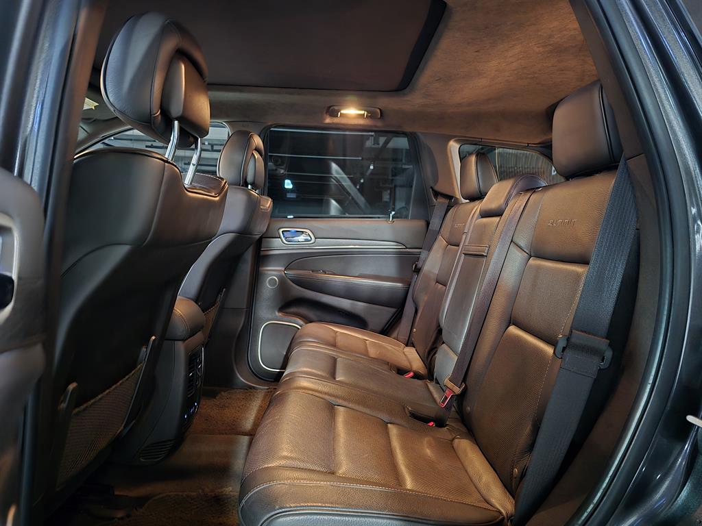 Jeep Cherokee - Vista 7