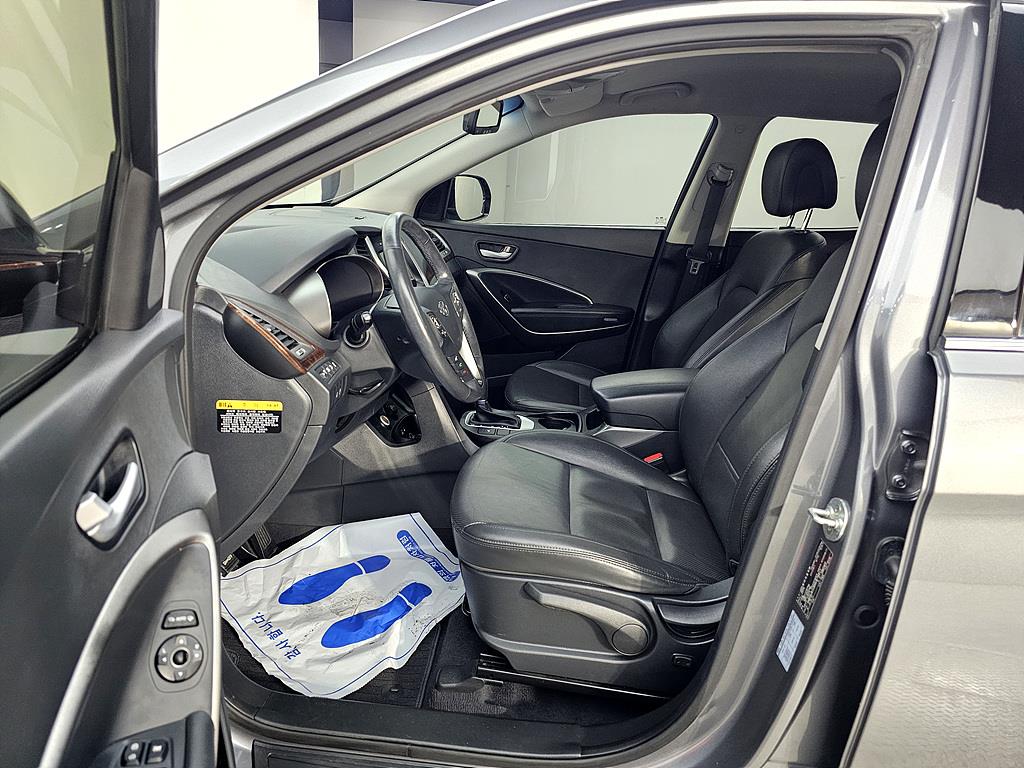 HYUNDAI Santa Fe - Vista 8