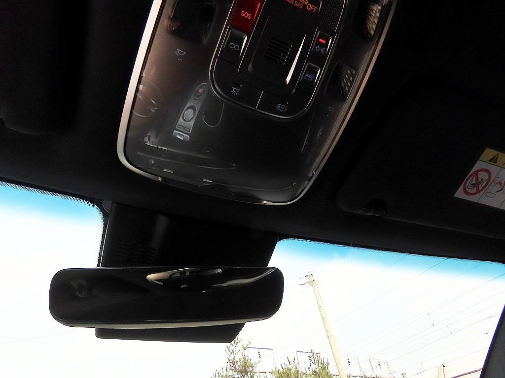 Genesis GV70 2024 Blanco - Importación desde Corea - HF Imports Iquique - Foto 15