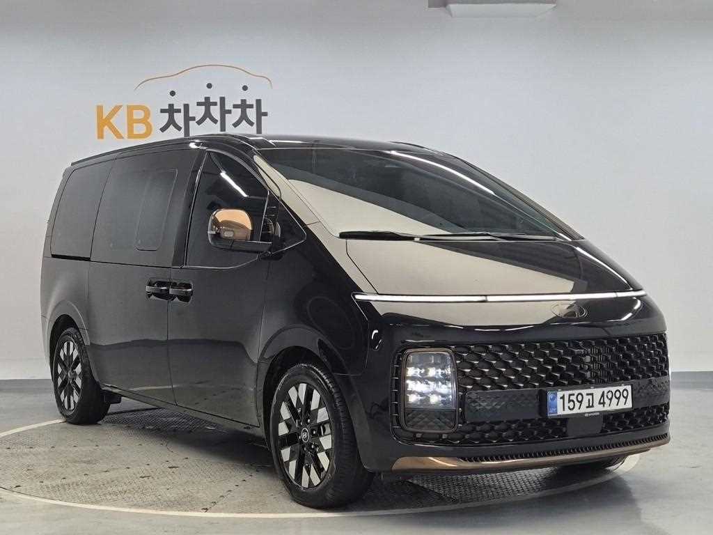 HYUNDAI Staria - Vista 4