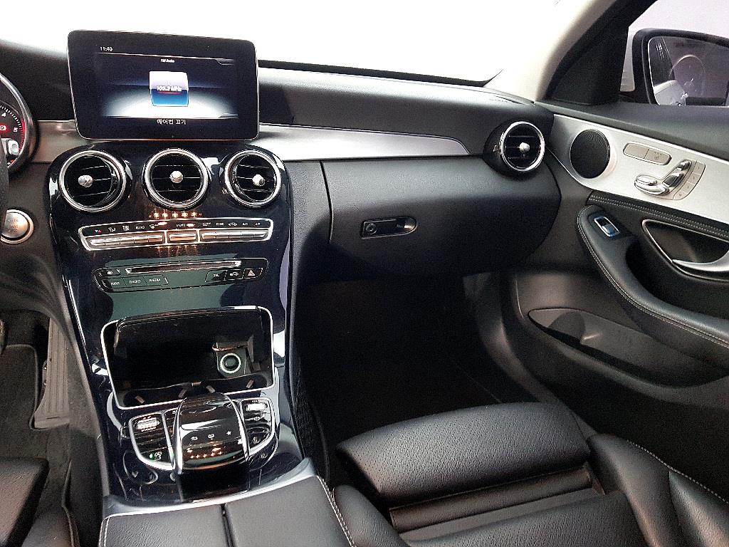 Mercedes Benz C Class - Vista 10