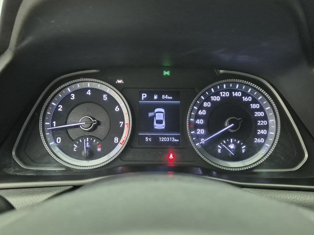 HYUNDAI Sonata - Vista 7