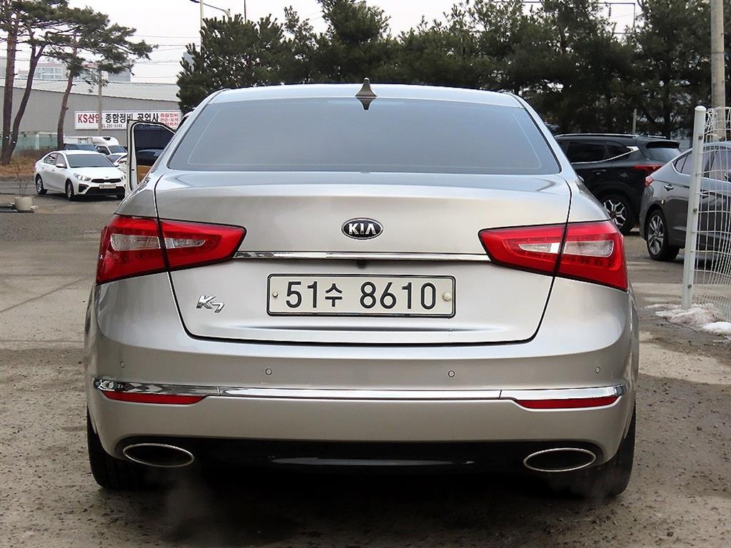 KIA K7 - Vista 4
