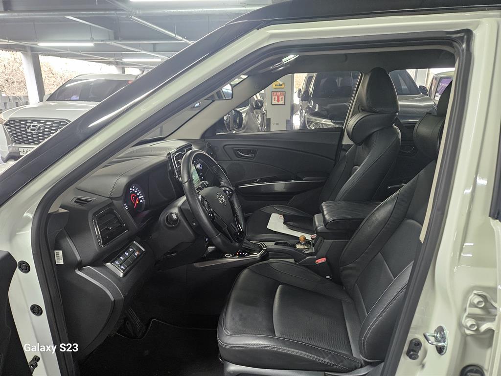 Ssangyong Tivoli 2022 the color of pearl - Importación desde Corea - HF Imports Iquique - Foto 18