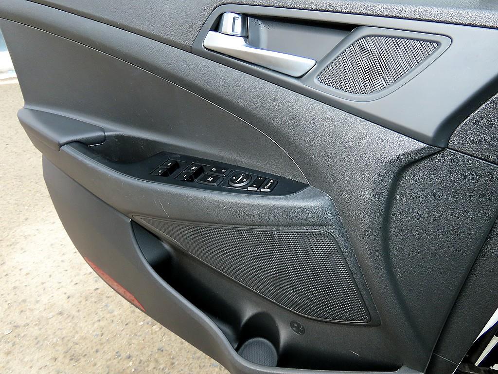 HYUNDAI Tucson - Vista 11