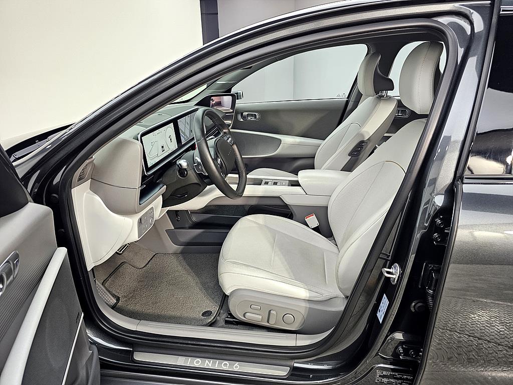 HYUNDAI Ioniq 6 - Vista 7