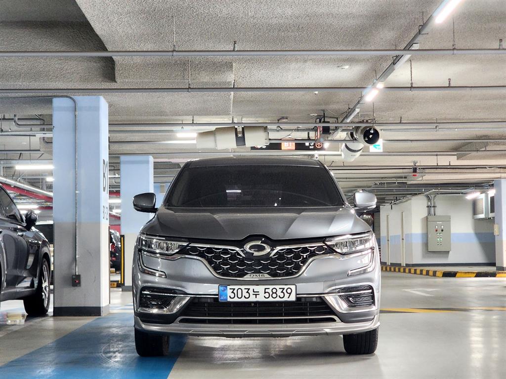 SAMSUNG QM6 - Vista 2