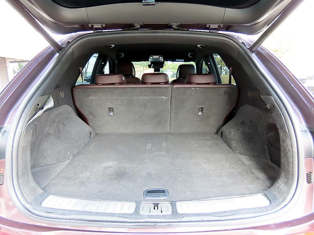 Genesis GV70 2021 Rojo - Importación desde Corea - HF Imports Iquique - Foto 17