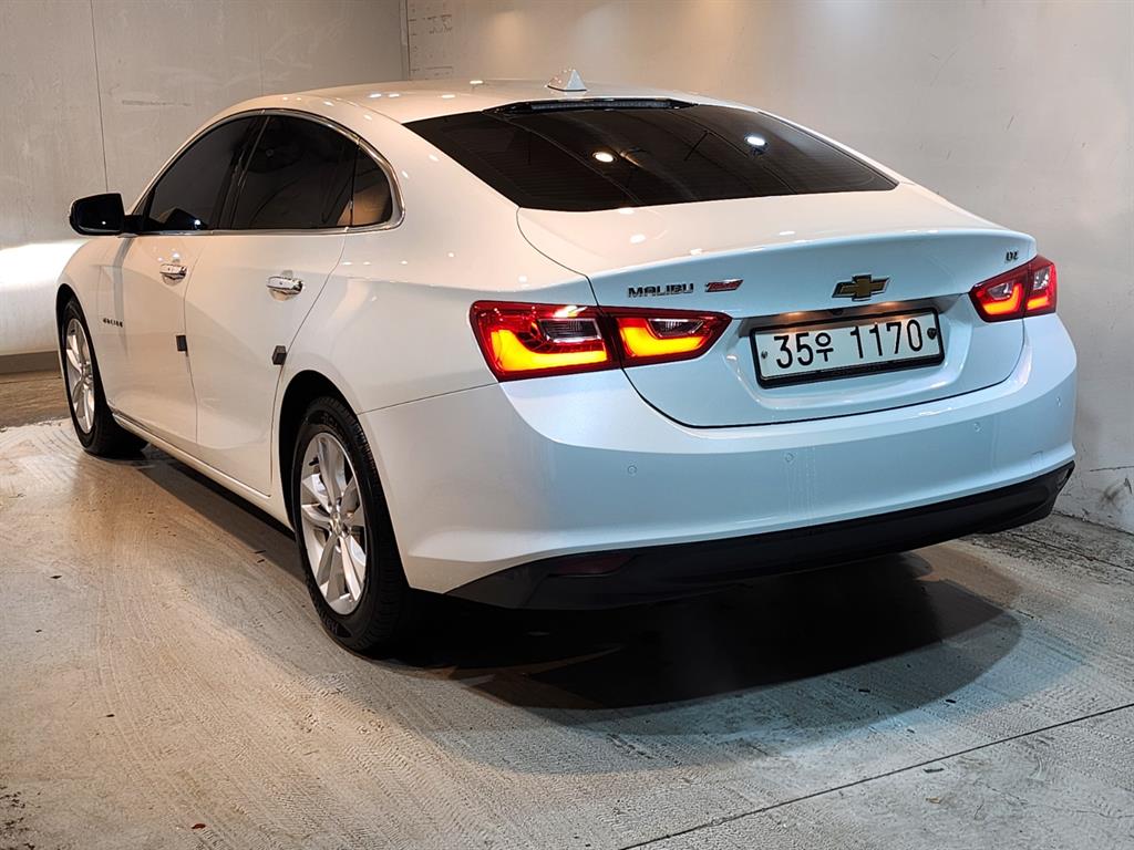 Chevrolet Malibu - Vista 4