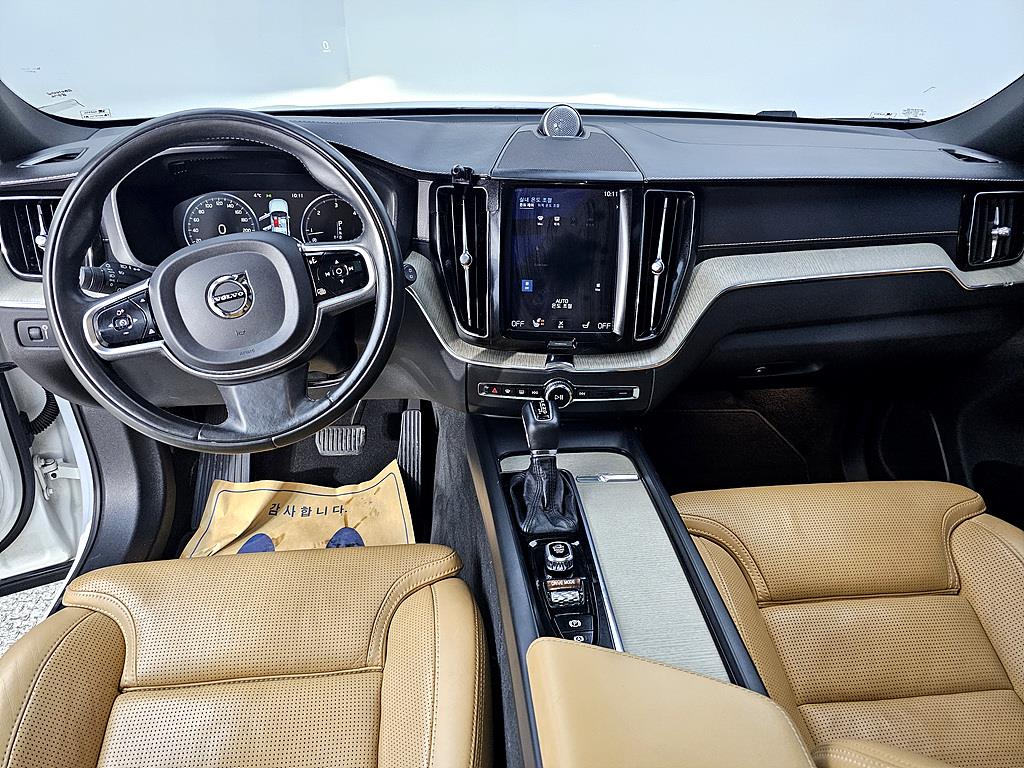 Volvo XC60 - Vista 5