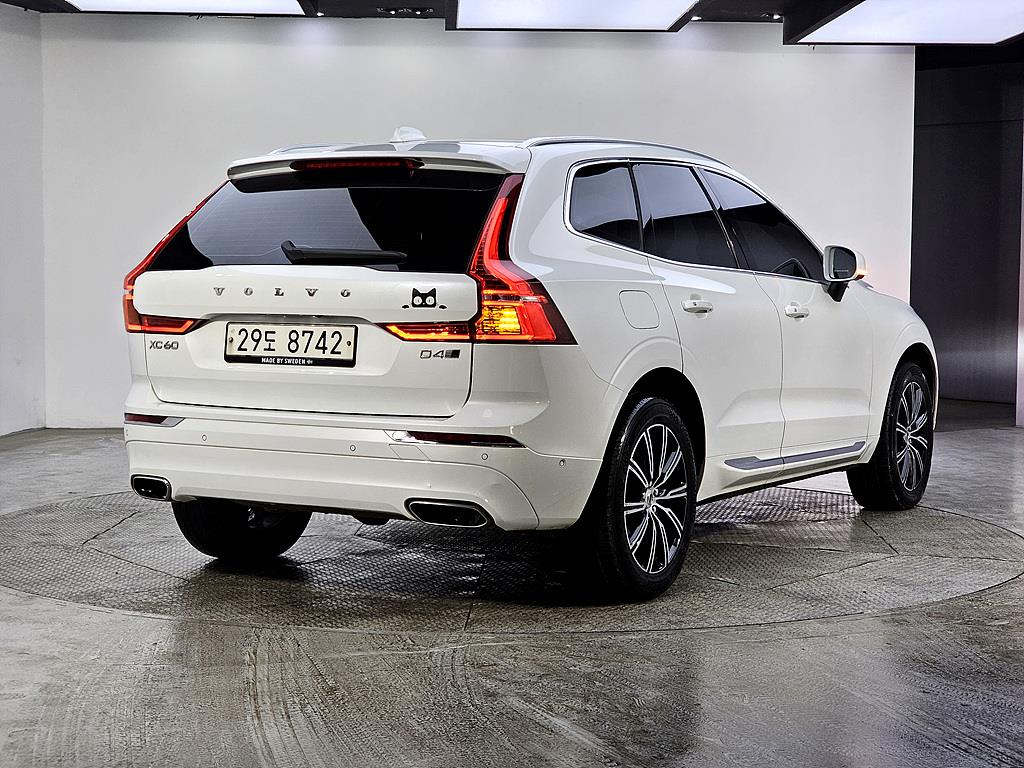Volvo XC60 - Vista 4