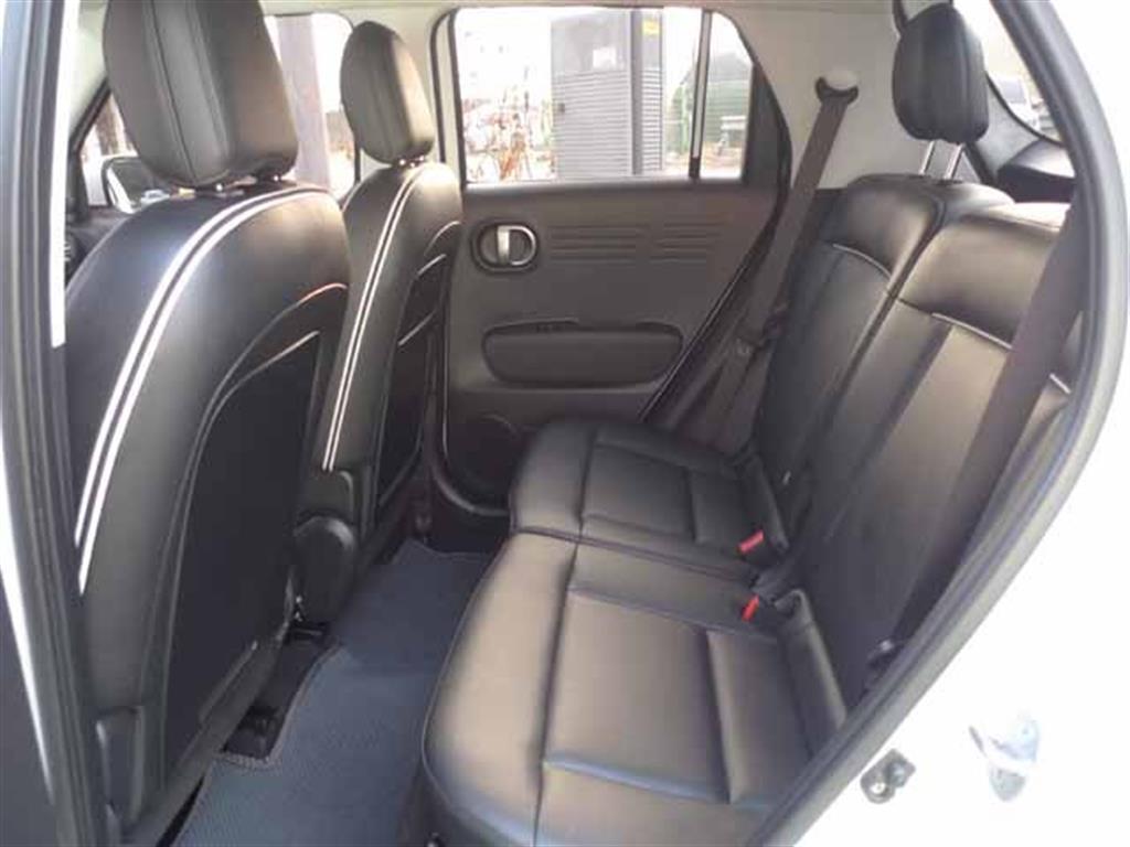 HYUNDAI Casper - Vista 11