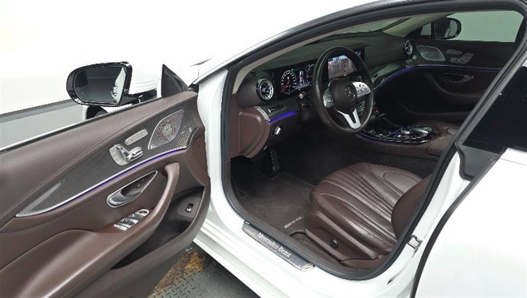 Mercedes Benz CLS Class - Vista 12