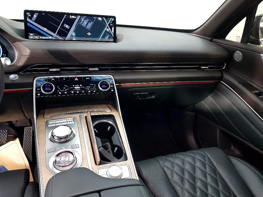 Genesis GV80 - Vista 10