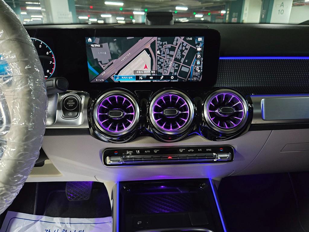 Mercedes Benz GLB Class - Vista 10