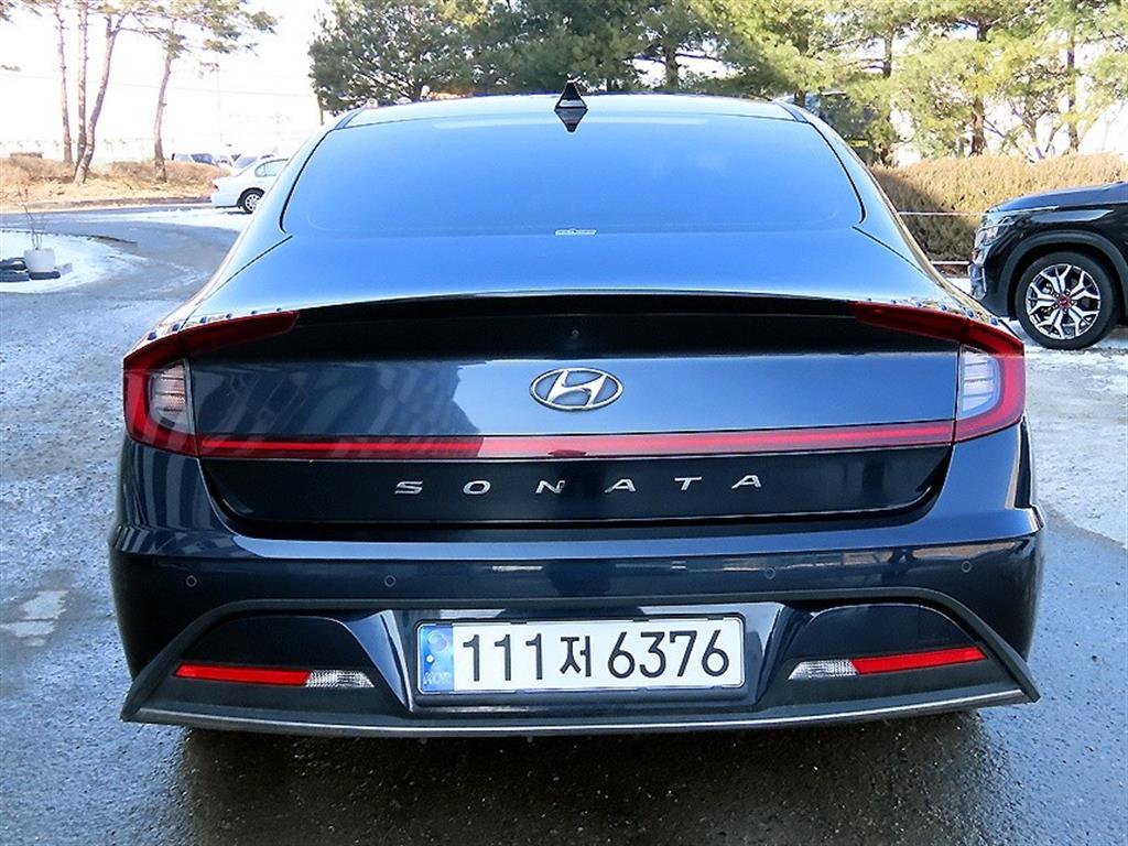 HYUNDAI Sonata - Vista 4