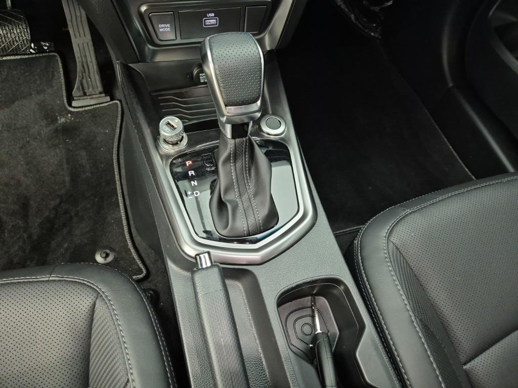 Ssangyong Tivoli - Vista 8