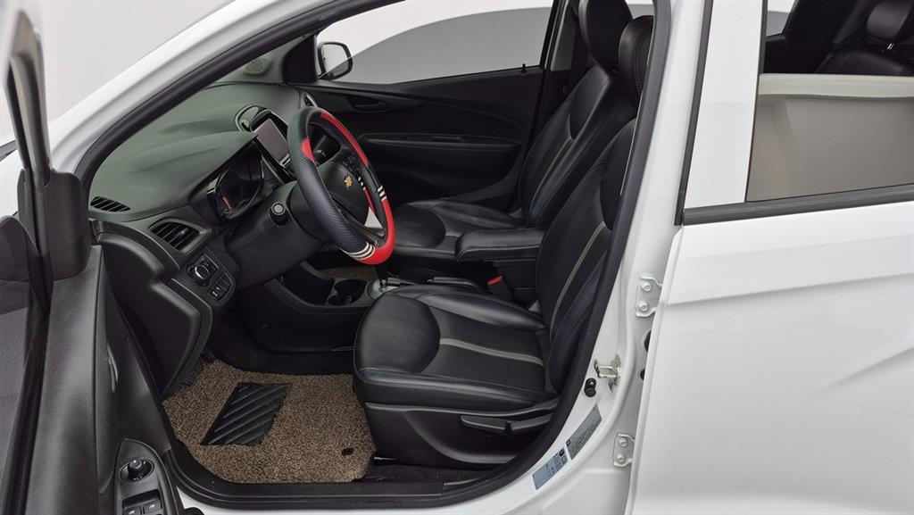 Chevrolet Spark - Vista 5