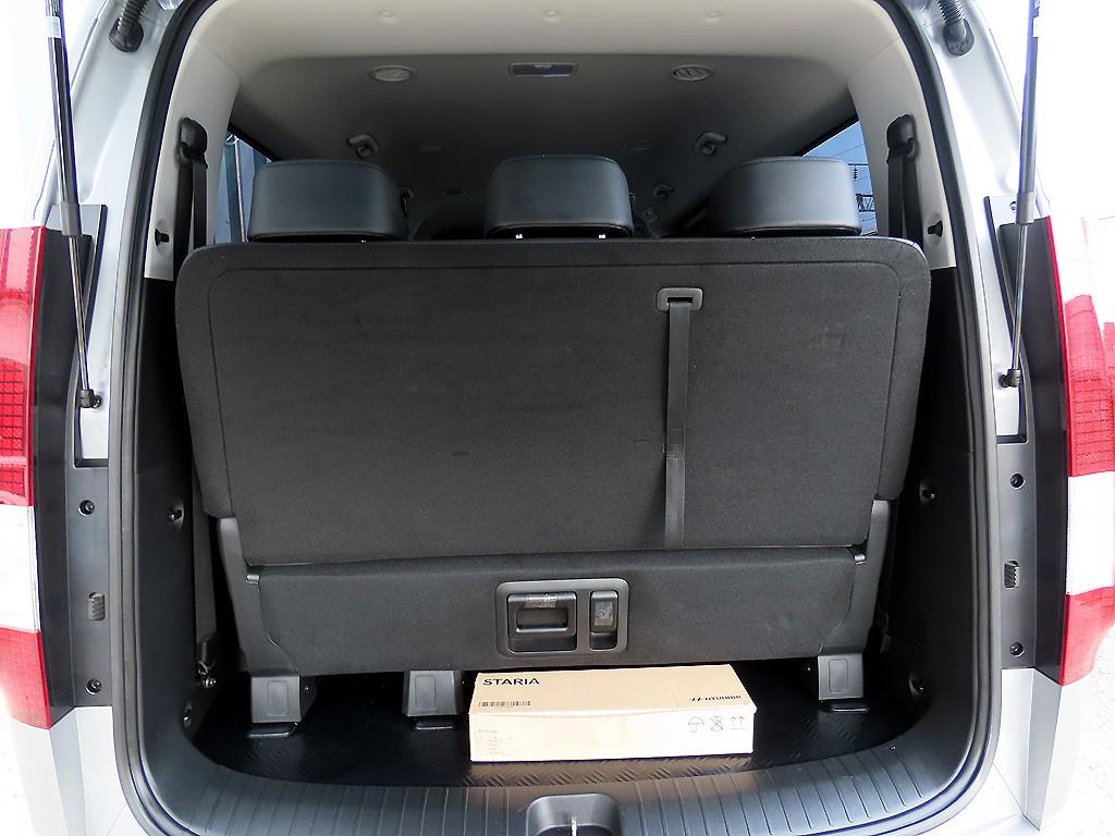 HYUNDAI Staria 2025 Gris - Importación desde Corea - HF Imports Iquique - Foto 18