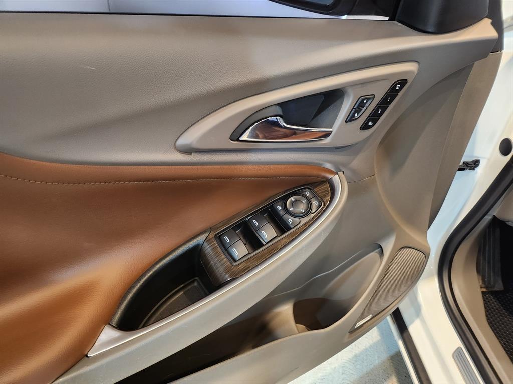 Chevrolet Malibu - Vista 11