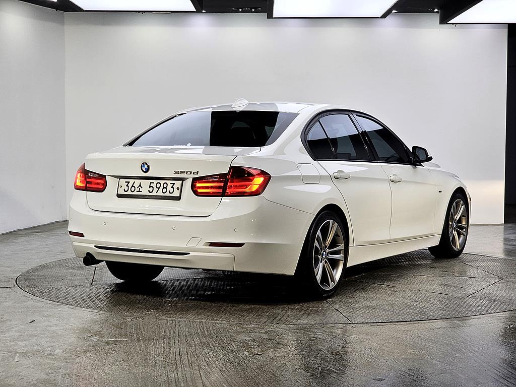 BMW 3 series - Vista 4