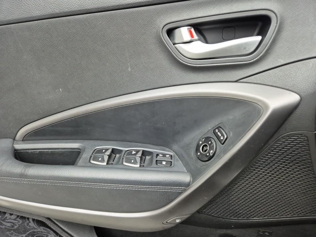 HYUNDAI Santa Fe 2013 Blanco - Importación desde Corea - HF Imports Iquique - Foto 16