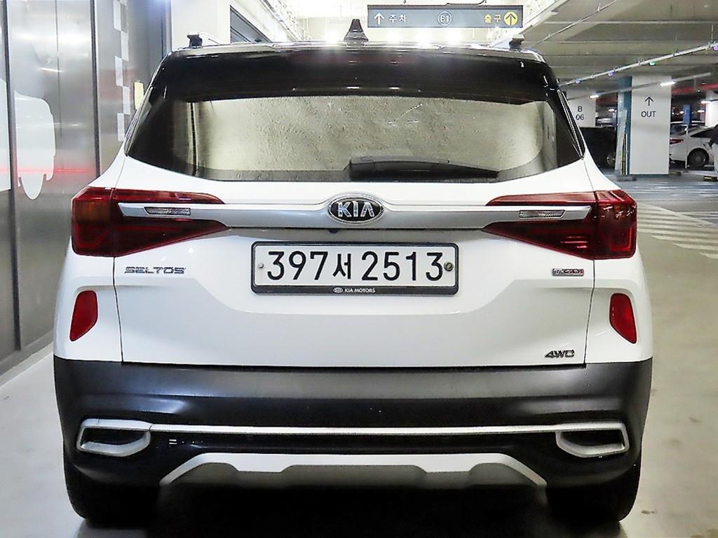 KIA Seltos - Vista 5