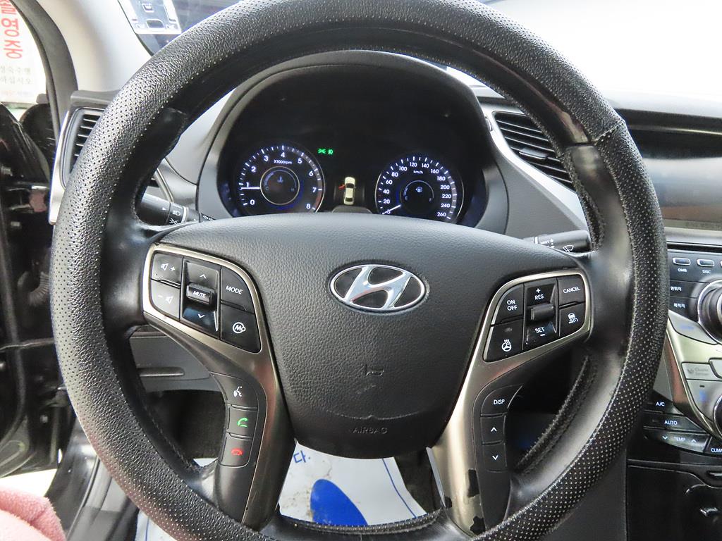 HYUNDAI Grandeur - Vista 8