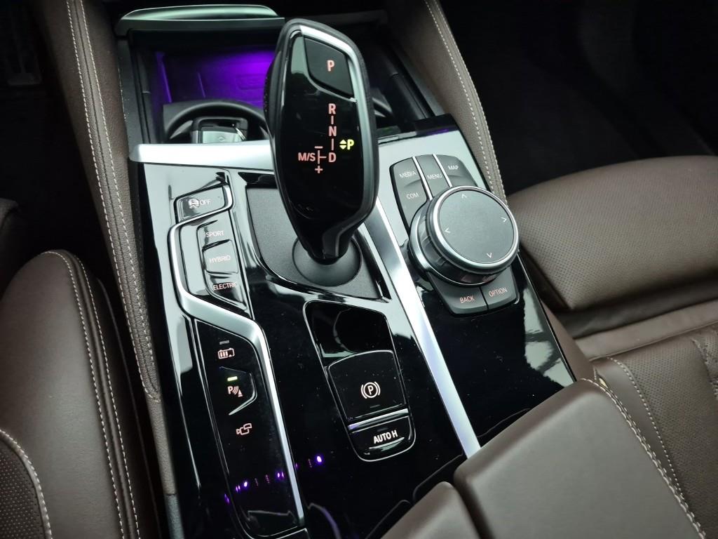 BMW 5 Series - Vista 8